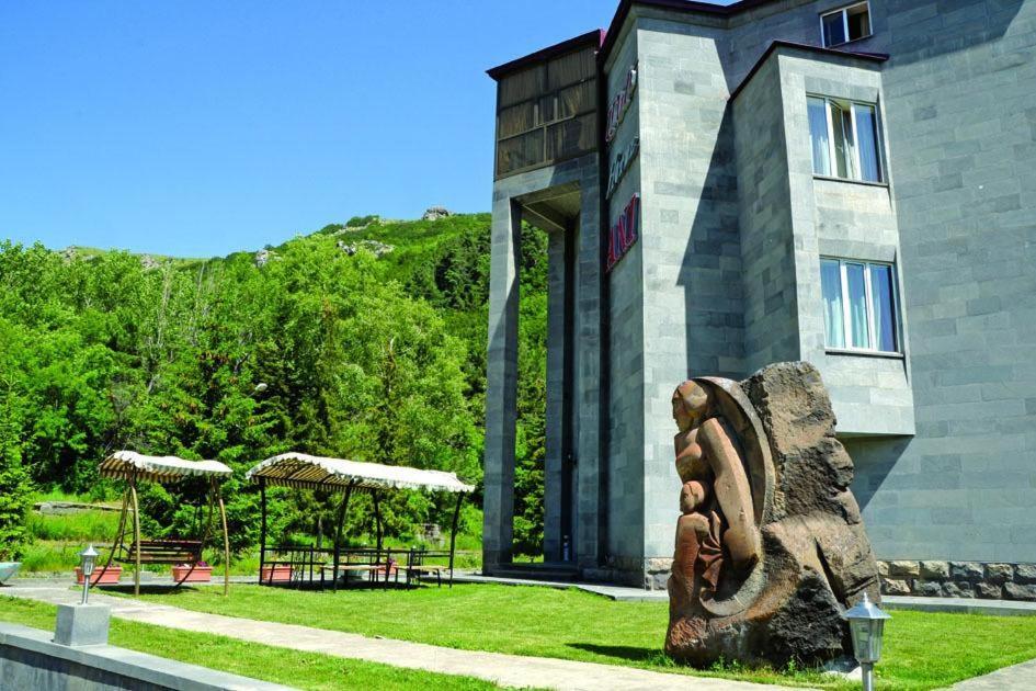 Jermuk Ani Hotel Exterior photo