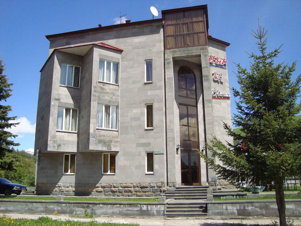 Jermuk Ani Hotel Exterior photo